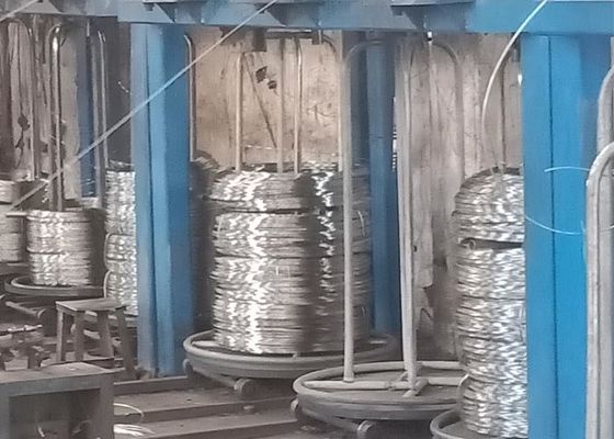 Harga yang bagus Tahan Panas Hot Rolled 5mm Stainless Steel Wire Coil on line