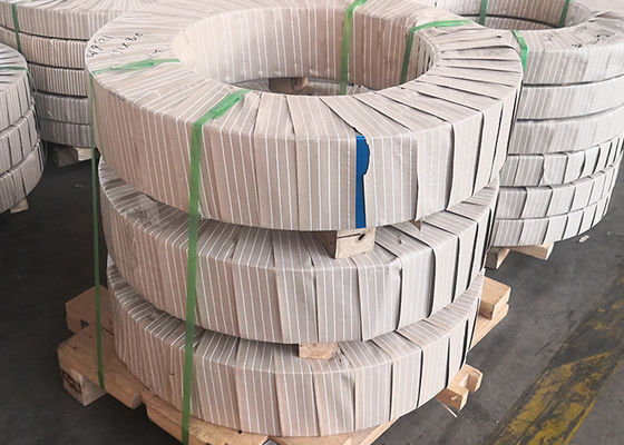 Harga yang bagus SS304 / SS304L / SS316 / SS316L hot rolled stainless steel coil Tape Untuk Tabung Las on line