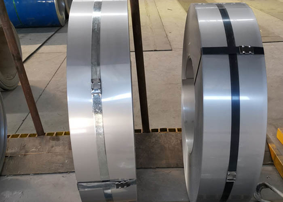 Harga yang bagus 316L 0.6mm Pemangkasan Tali Stainless Banding Untuk Pengepakan on line